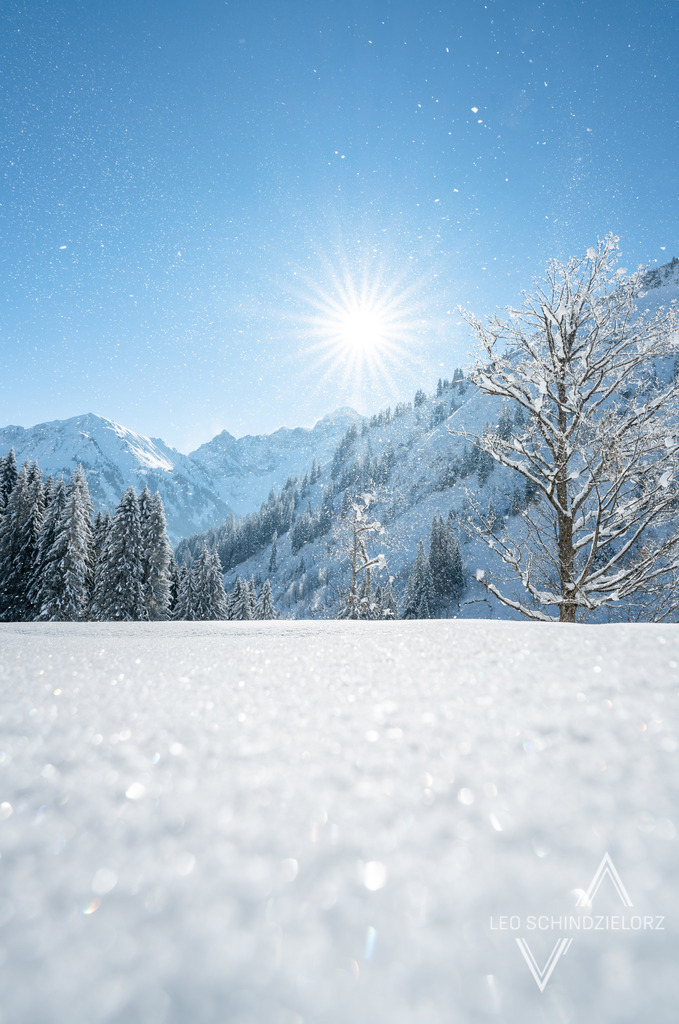 Fotografie_Leo_Schindzielorz_AT_Winter_Tirol_Kleinwalsertal_Allgaeu_Alpen_Ochsenhofer_Kopf_20210213_A7R00649 | Atmosphärische Landschaftsbilder & Drohnenaufnahmen aus dem Allgäu, Tirol, Südtirol & der Schweiz – ideal für Leinwanddrucke & zur stilvollen Raumgestaltung. - Realisiert mit Pictrs.com