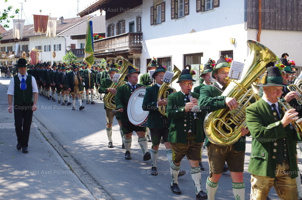 IMGP3735 | fotografiert von Axel PollmannLeonhardi Wallfahrt Benediktbeuern und Murnau, Fronleichnam, Fasching, Landschaft im Loisachtal und Benediktbeuern  - Realisiert mit Pictrs.com