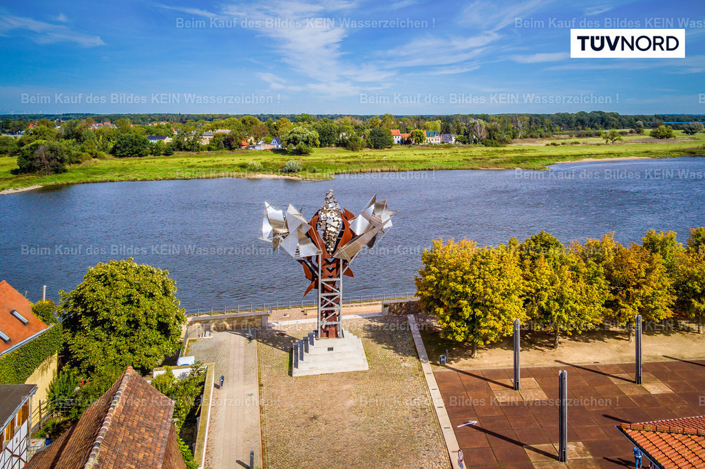 1x Schönebeck Salzblume-2 | Die Magdeburger Platte® - das sind die schönsten Luftbilder von Magdeburg & Sachsen-Anhalt auf Acryl, Leinwand oder zum Download. Das ist Luftbildfotografie & Luftbildaufnahmen mit Drohne & Flugzeug.  - Realisiert mit Pictrs.com