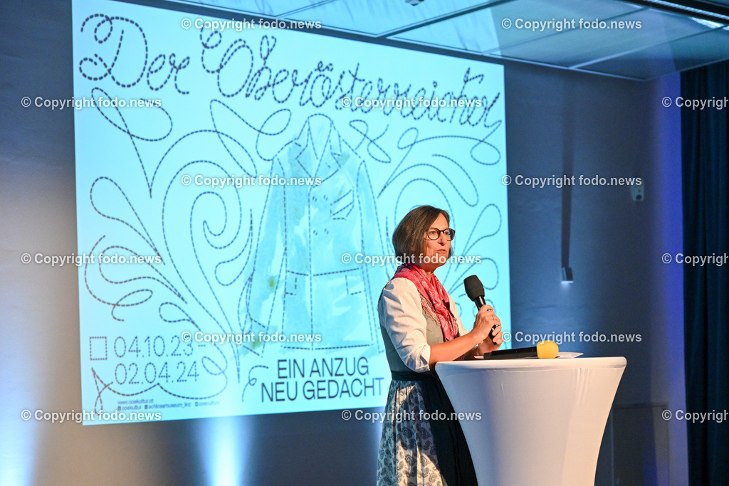 Schloss Linz_ Praesentation Oberoesterreicher Anzug_ 03.10.2023_-37 | 03.10.2023, Schlossmuseum Linz, AUT,  Praesentation Oberoesterreicher Anzug, im Bild Thekla Weissengruber (Volkskunde und Alltagskultur OOE Landeskultur GmbH)