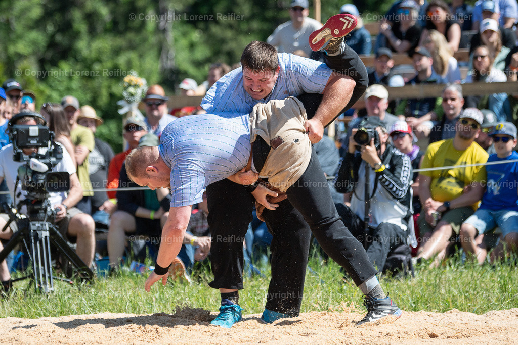 Schwingen -  Glarner Bündner 2024 | Glarus, 20.5.24, Schwingen - Glarner Bündner.
