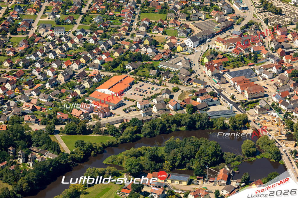 Das Luftbild zeigt :  Schwarzenfeld - Die Luftaufnahme wurde 2023 vom UL-Flugzeug aus erstellt ( keine Drohne ) - Hochauflösende Luftaufnahme - Für grossformatige Ausdrucke geeignet. Die Geschenkidee !Mit Lizenz und Bildrechte bestellbar