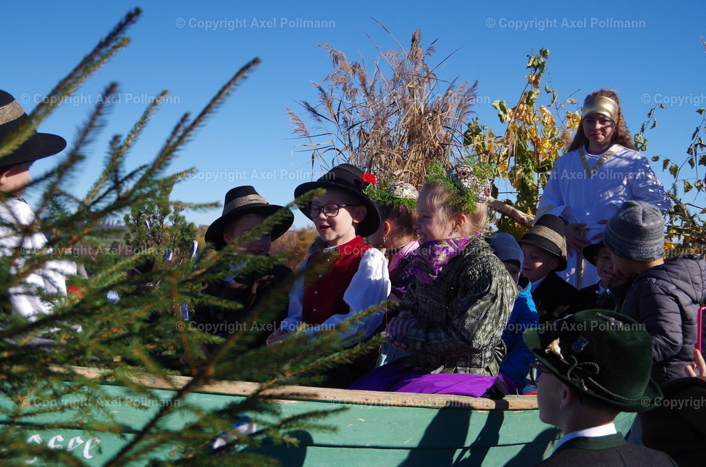 IMGP7779 | fotografiert von Axel PollmannLeonhardi Wallfahrt Benediktbeuern und Murnau, Fronleichnam, Fasching, Landschaft im Loisachtal und Benediktbeuern  - Realisiert mit Pictrs.com