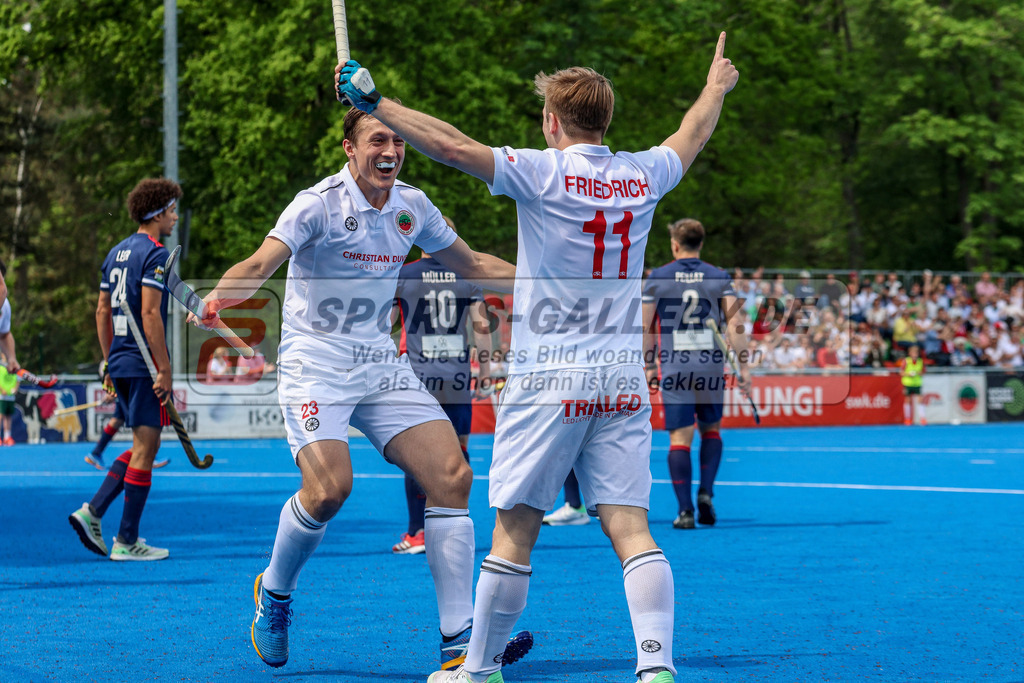 MJ_2023-05-13 Herren CHTC - MHC-17 | Elias Friedrich (Crefelder HTC #11) &amp; Anton Boomes (Crefelder HTC #23), Crefelder HTC - Mannheimer HC am 13.5.2023 in der Gerd-Wellen-Sportanlage, Krefeld