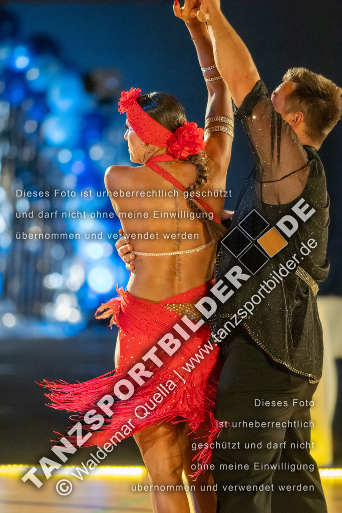20260321-13360 | Hier finden Sie Tanz Bilder vom Latein und Standard Formationen tanzen. Sportbilder vom Tanzsport. Schöne Fotos und von Weltmeisterschaft, Europameisterschaft, Bundesliga, Regionalliga, Oberliga und Landesliga sowie von GOC Stuttgart, DanceComp, WM Bremen