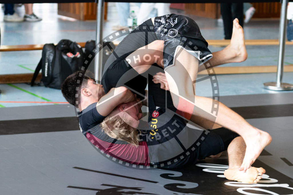 20250628PBB7620 | Athletes compete during the ILLCS X, International Luta Livre Championship Summer Edition on June 28, 2025 in Hannover, Germany. © Chiara Dazi / photoblackbelt