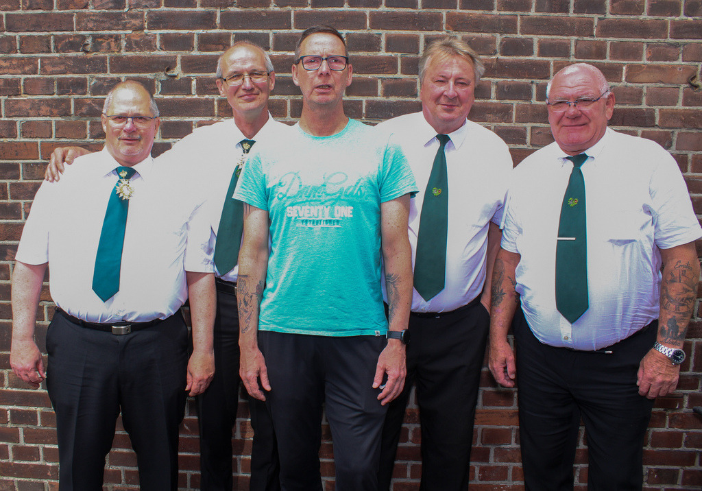 top-top.de-250601-188 | Foto, Video, Fotografie, Videografie, Fotobox, DJ, Discjockey, Musik, Musikbox, Veranstaltung, Photobooth, Amazon, Ebay, Buchtipp, Bestseller, Autor, Verlag, Buch, Wesel, Hamminkeln, NRW, Dinslaken, Rees, Drohne, Hochzeit, Party, Fotobox, Wesel, Fotograf