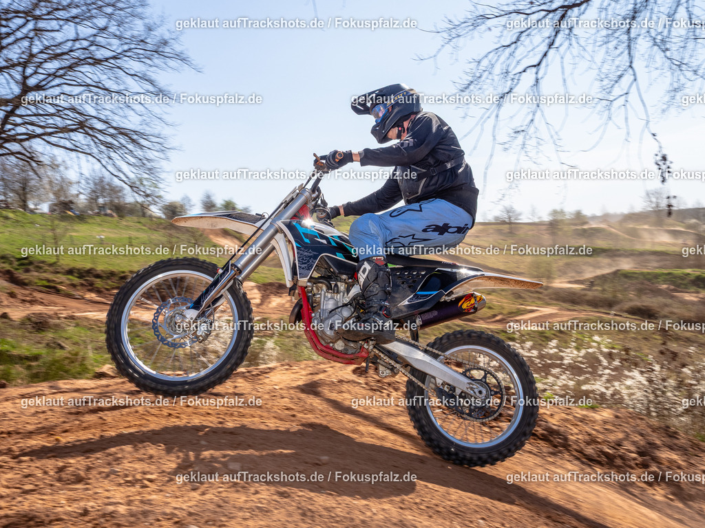 Schweyen040525-111 | Trackshots.de / Fokuspfalz.de - Realisiert mit Pictrs.com