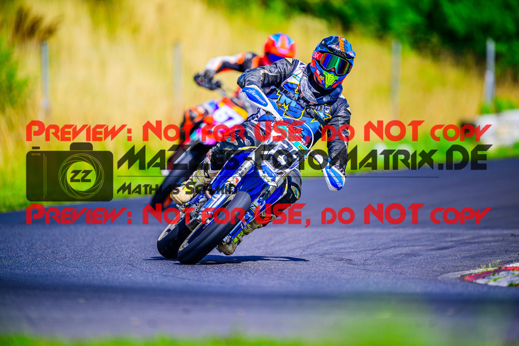 MaZZes_FotoMatrix_240714_6007705_7622 | UE40