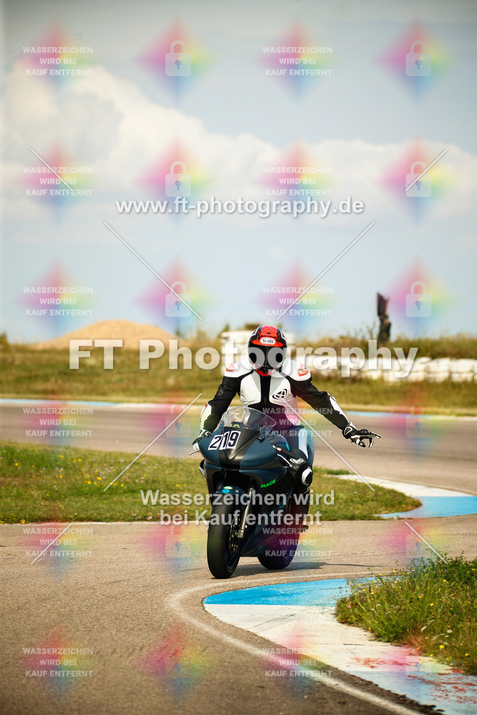 _MOT6240 | Hier findet Ihr Bilder von Touristenfahrten auf der Nürburgring Nordschleife oder von anderen Veranstaltungen die ich besucht habe. Viel Spass beim Durch Schauen 