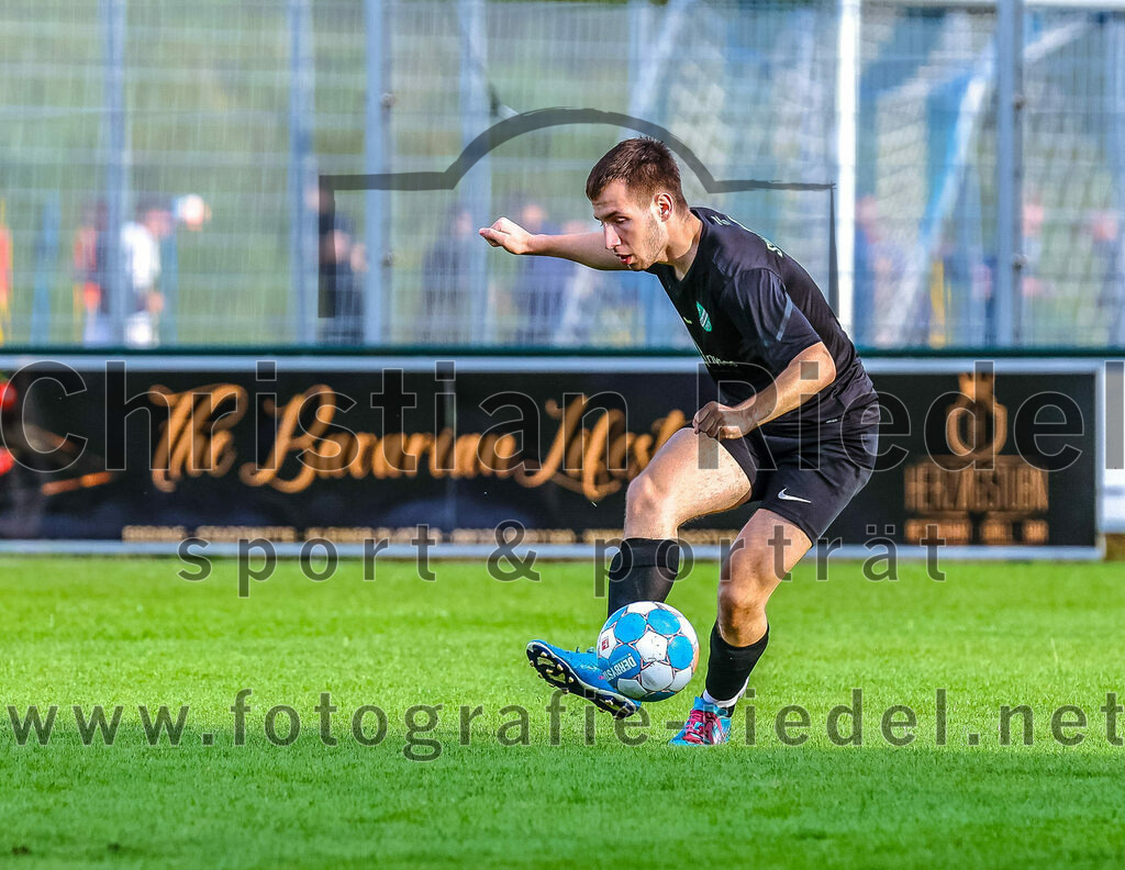 2023-07-25_046_FC_Langengeisling_III_gegen_SV_Riedmoos_III | Erding, Deutschland, 25.07.2023:
Fußball, C-Klasse 2023 / 2024, Testspiel, FC Langengeisling III gegen SV Riedmoos e.V. 1959 III, Endergebnis: 3:5

Foto: Christian Riedel / fotografie-riedel.net