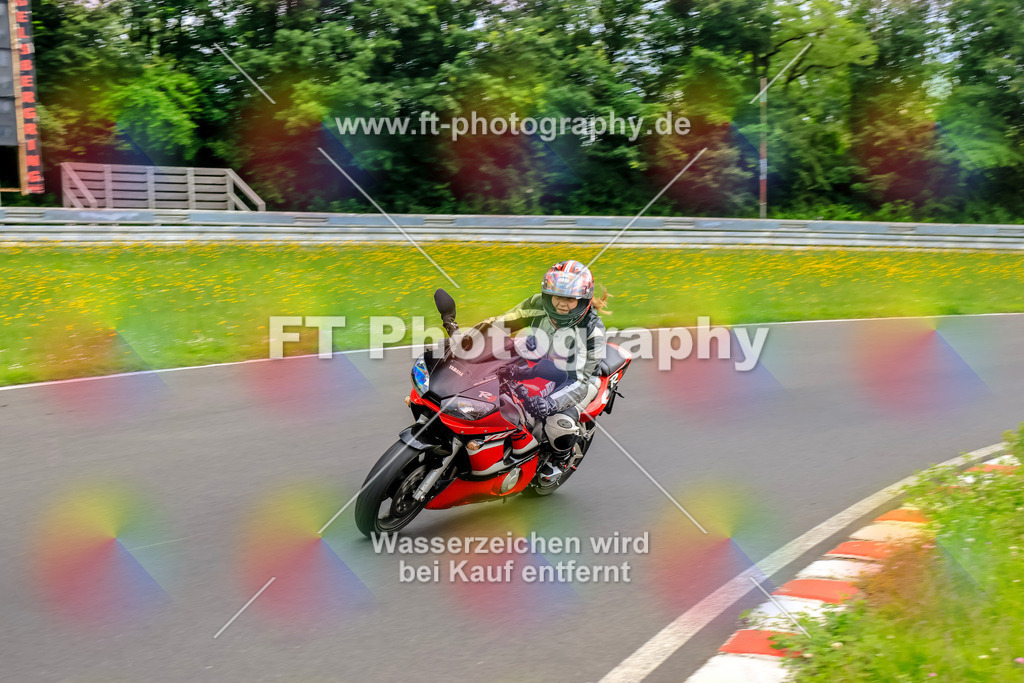 VBK-7328 | Hier findet Ihr Bilder von Touristenfahrten auf der Nürburgring Nordschleife oder von anderen Veranstaltungen die ich besucht habe. Viel Spass beim Durch Schauen 
