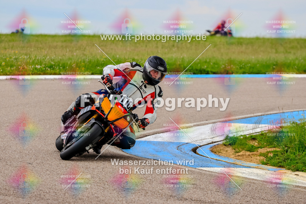 MotoTeam-2069 | Hier findet Ihr Bilder von Touristenfahrten auf der Nürburgring Nordschleife oder von anderen Veranstaltungen die ich besucht habe. Viel Spass beim Durch Schauen 