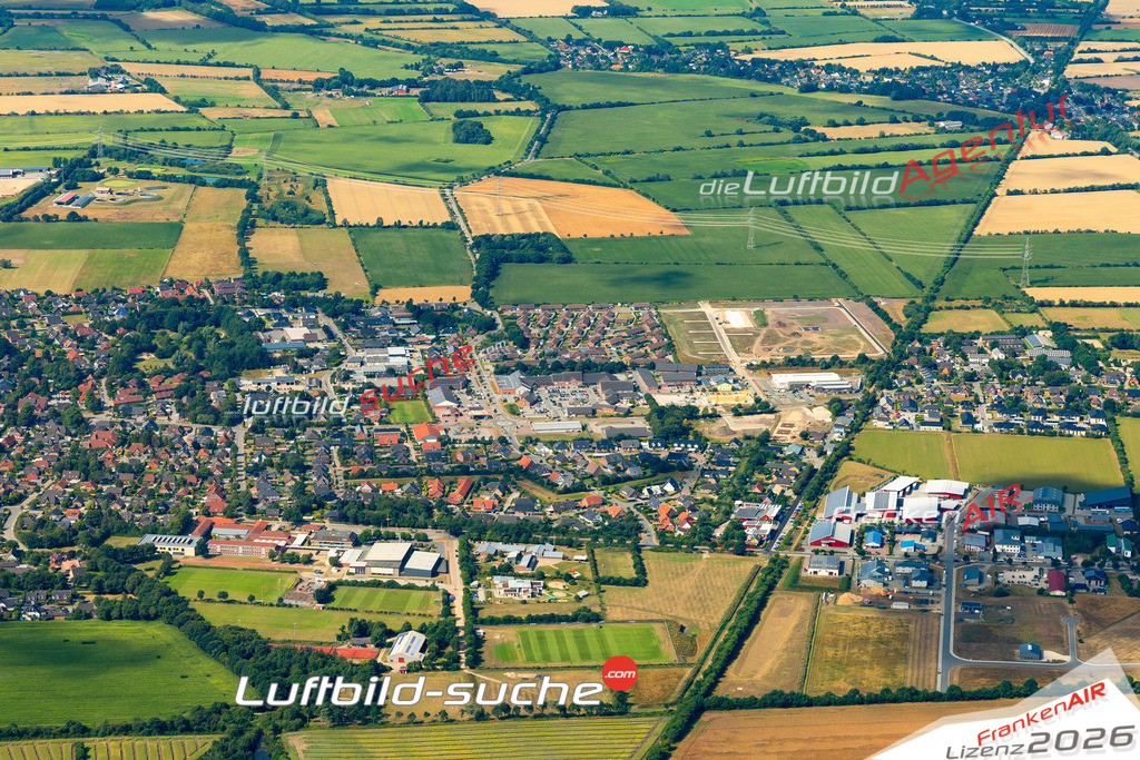 Das Luftbild der Stadt Handewitt wurde 2022 vom Flugzeug heraus erstellt (keine Drohnen-Aufnahmen) Aufnahmehöhe ca.450 Meter- hohe Bildauflösung und Druck-Qualität. Garantiert!