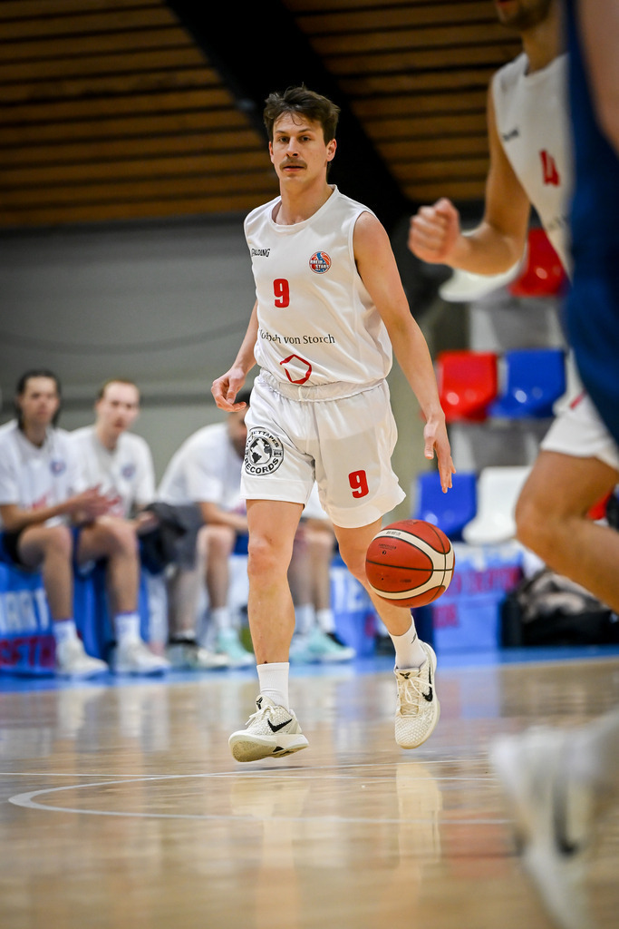 gml_004 | Fotos von Basketballspielen aus dem Raum NRW fotografiert von Gero Mueller-Laschet und Daniel Schaefer - Realisiert mit Pictrs.com