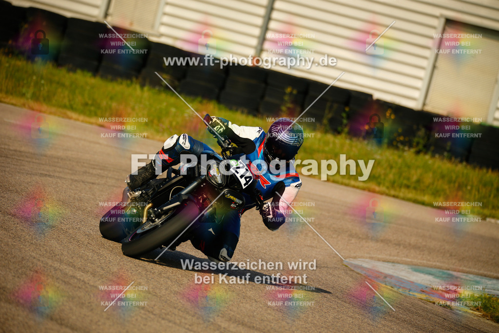 _MOT5446 | Hier findet Ihr Bilder von Touristenfahrten auf der Nürburgring Nordschleife oder von anderen Veranstaltungen die ich besucht habe. Viel Spass beim Durch Schauen 