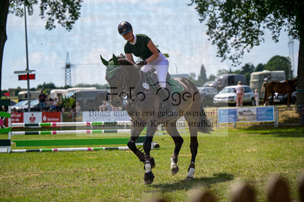 Reitturnier Voxtrup | Entdecke hochwertige Reitturnierfotos von Foto Oger. Professionell, emotional und authentisch – jetzt Lieblingsmomente im Shop bestellen.Deutschlandweite Turnierfotografie. - Realisiert mit Pictrs.com