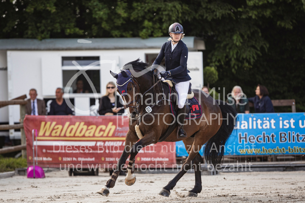 250530_MayDays_L-Stil-628 | Deine schönsten Turniermomente als professionelle Fotos! Entdecke hochwertige Pferdesport-Fotografie im Online-Shop. Jetzt Fotos finden & bestellen!