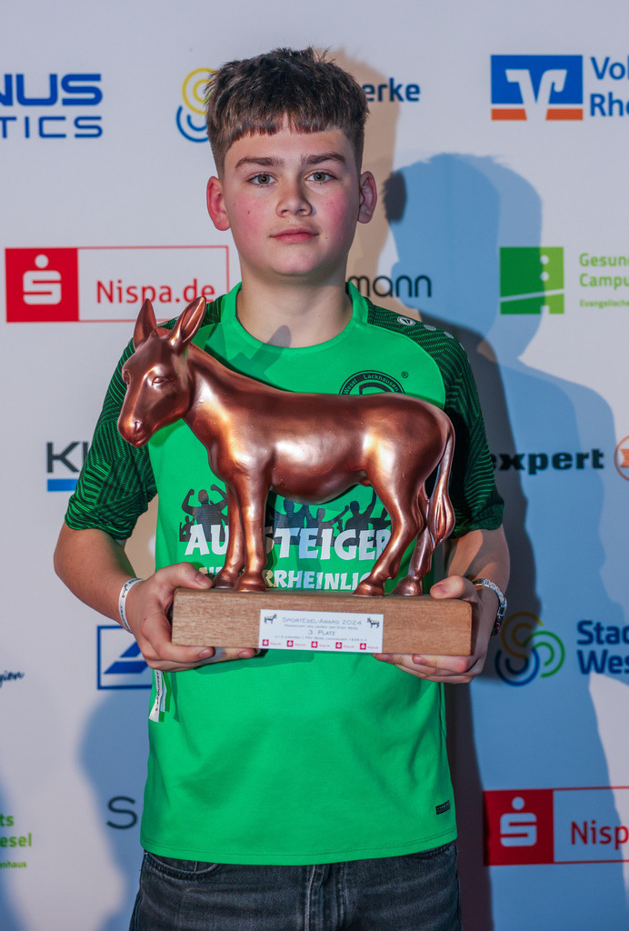 top-top.de250214-292 | Die 3. Weseler SportNacht, die große Sportgala mit Ehrungen der Weseler Sportler des Jahres 2024 findet am Freitag, den 14.02.2025 im Festzelt an der Rheinpromenade statt.Foto: Erwin Pottgiesser