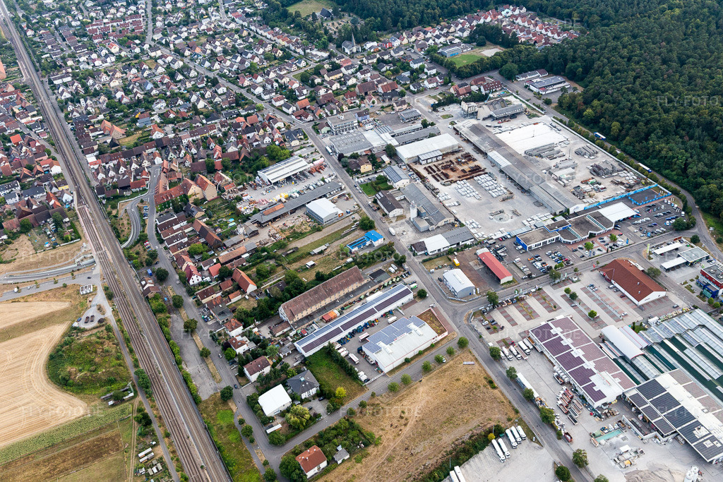 Luftbild: Industriegebiet Spöckerbuchenstr im Ortsteil Friedrichstal in Stutensee im Bundesland Baden-Württemberg in Deutschland. Foto: IMG_109091.jpg vom 19.07.2018 durch Werner Riehm/FLY-FOTO.de