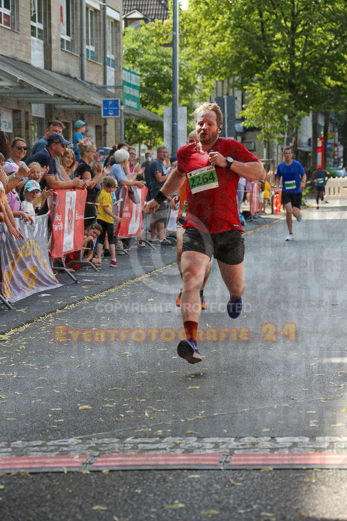 220625_1647_EX1_5013 | Sportfotografie im Rhein-Sieg Kreis, Köln, Bonn, NRW, Rheinland Pfalz, Hessen, etc. Unser Tätigkeitsfeld umfasst den Laufsport vom Volkslauf über den Marathon, Duathlon, Triathon bis zum Ultralauf wie Kölnpfad Ultra oder Schindertrail.