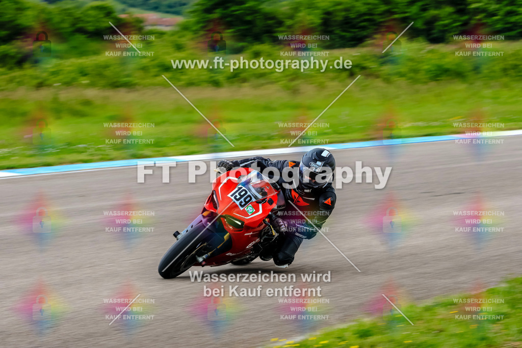 MotoTeam-3553 | Hier findet Ihr Bilder von Touristenfahrten auf der Nürburgring Nordschleife oder von anderen Veranstaltungen die ich besucht habe. Viel Spass beim Durch Schauen 