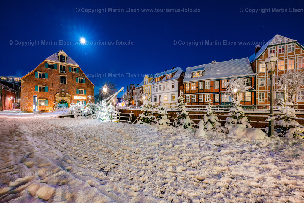 Stade Fischmarkt Schwedenspeicher Altstadt Winter Schnee_ELS_2492030126 | Fotos aus den Touristenorten aus Norddeutschland. - Realisiert mit Pictrs.com