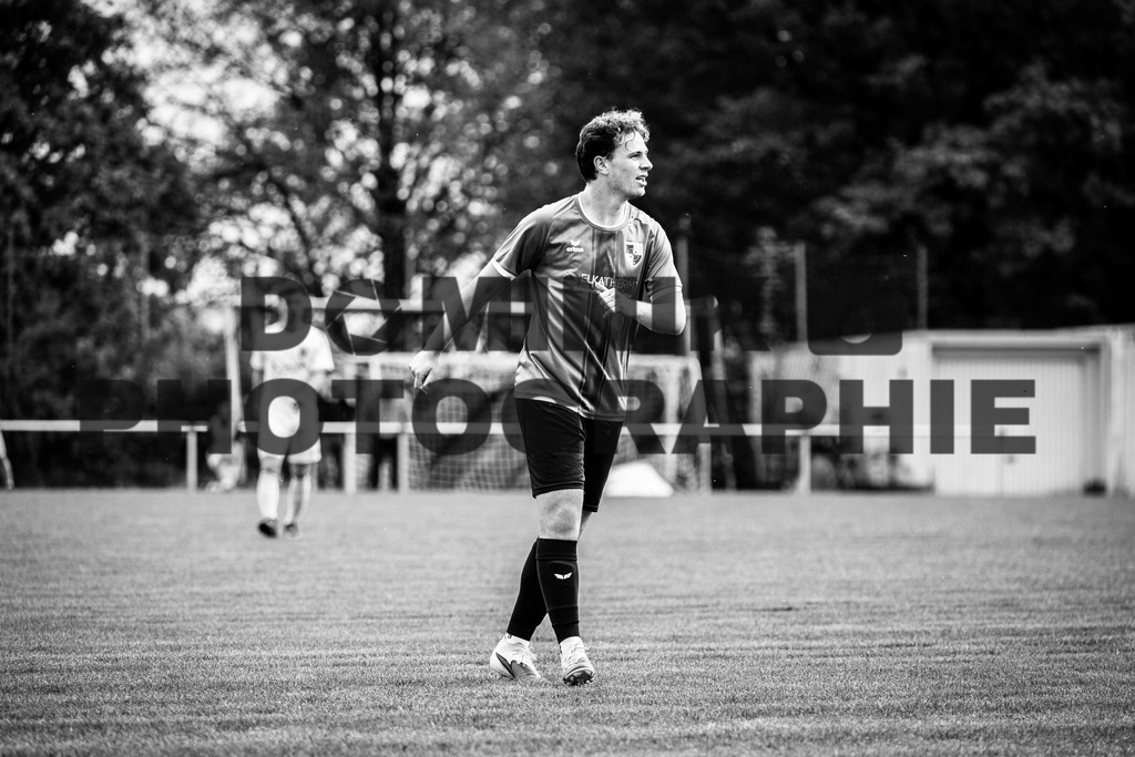 _62_5551_swx | dominik-photographie - Realized with Pictrs.com