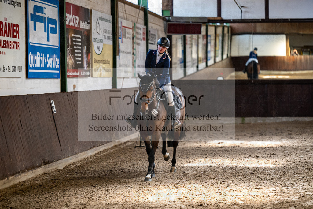20240309-DOS_6978 | Entdecke hochwertige Reitturnierfotos von Foto Oger. Professionell, emotional und authentisch – jetzt Lieblingsmomente im Shop bestellen.Deutschlandweite Turnierfotografie. - Realisiert mit Pictrs.com