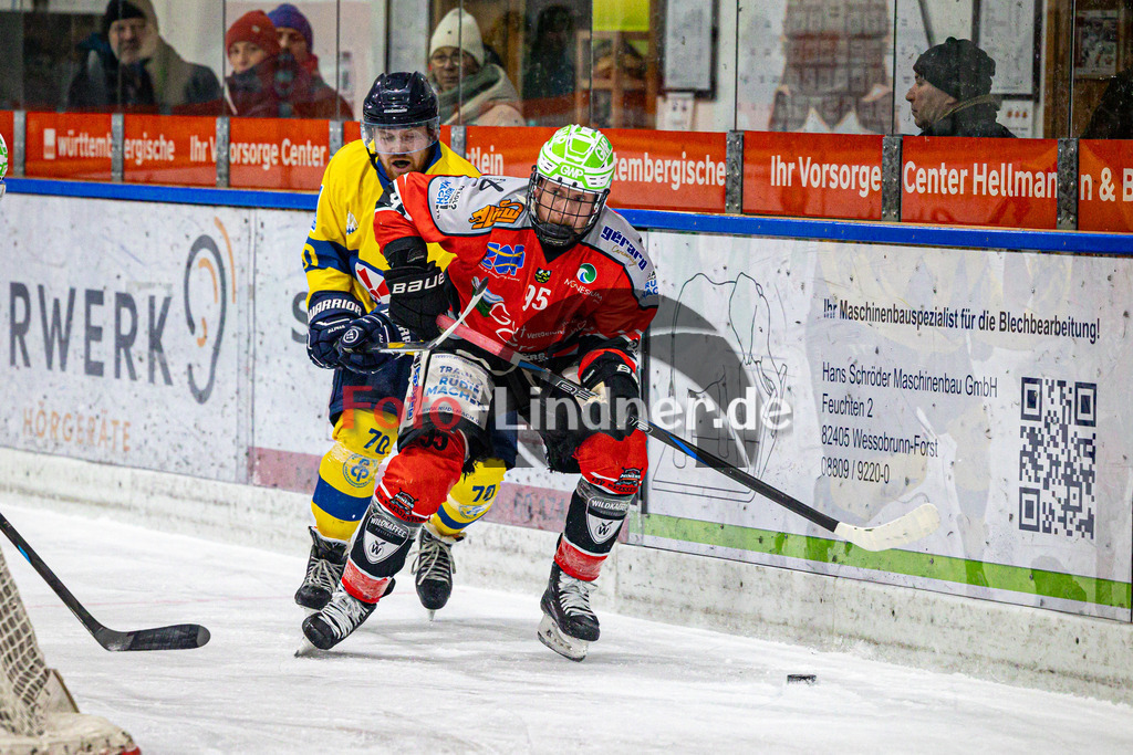TSV Peißenberg MINERS gegen EC Pfaffenhofen Eishogs | Eishockey Bayernliga Herren Vorrunde 2024/25, TSV Peißenberg MINERS gegen EC Pfaffenhofen Eishogs, 20250110,Moritz BIRKNER (MINERS 95) in Aktion,2025-01-10 in Peißenberg (Eisstadion Peißenberg)Moritz BIRKNER (MINERS 95)Copyright: WolfgangxLindner foto-lindner.de