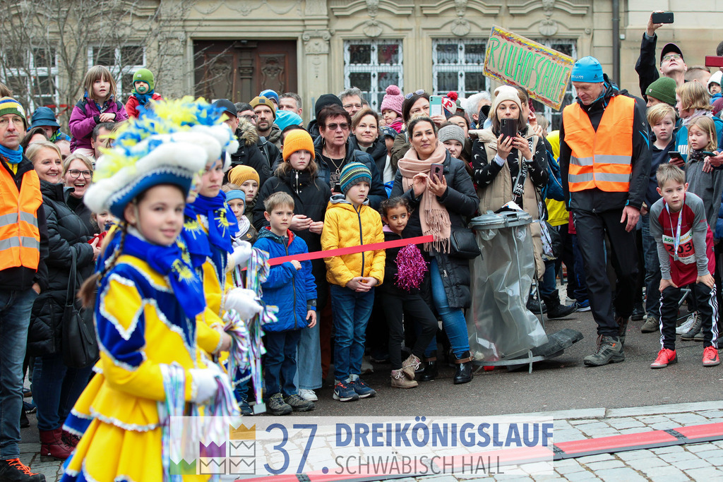 AOK JuniorCup 400m | 3Koenigslauf 2023 - Realisiert mit Pictrs.com