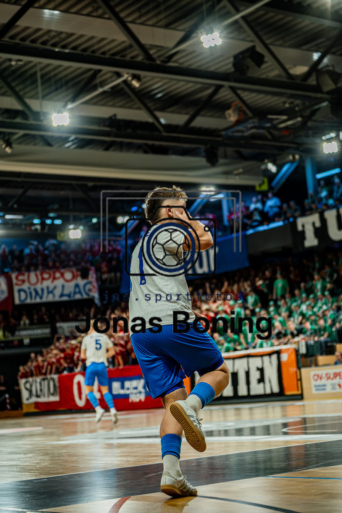 39. OM-Supercup-089 | jns.sportfotos - Realisiert mit Pictrs.com