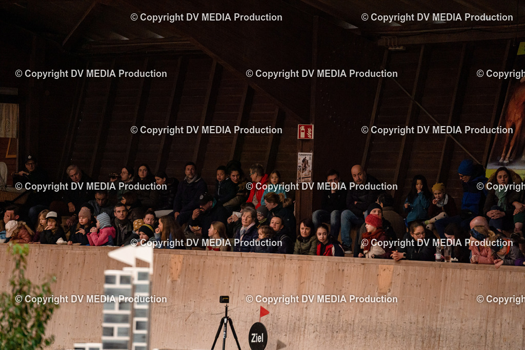 Springen Tag 2-618 | dv-media-shop - Realisiert mit Pictrs.com