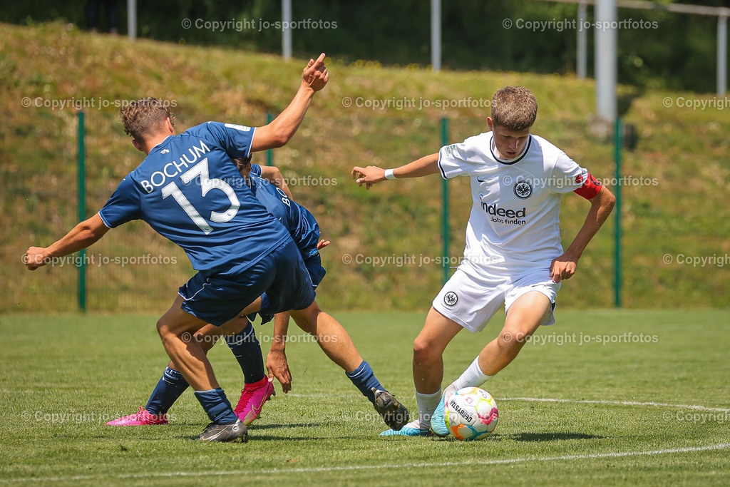 BQ3I5350 | 17.06.2023; Testspiel; Rasenplatz Offdilln; VfL Bochum U17 - Eintracht Frankfurt U17; Ergebnis: 3:1 (1:1)