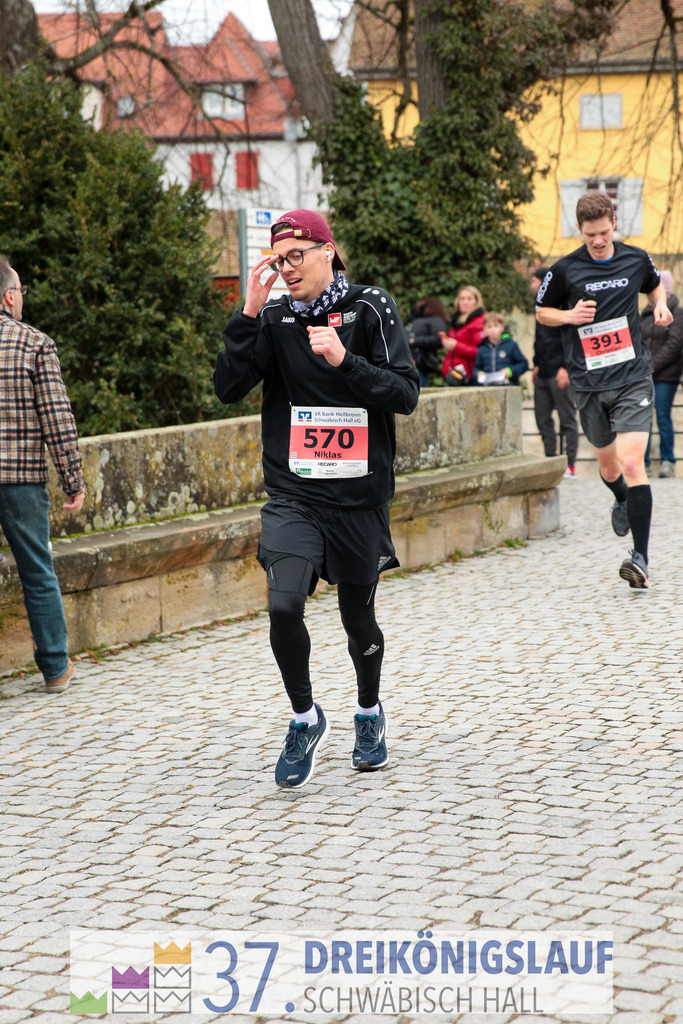 VR Bank Hauptlauf 10000m | 3 Koenigslauf 2023 - Realisiert mit Pictrs.com