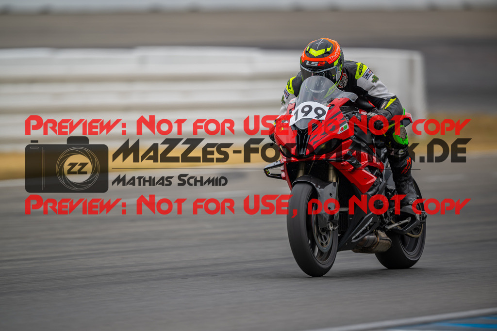 MaZZes-Fotomatrix-20260809-576412 | R1
