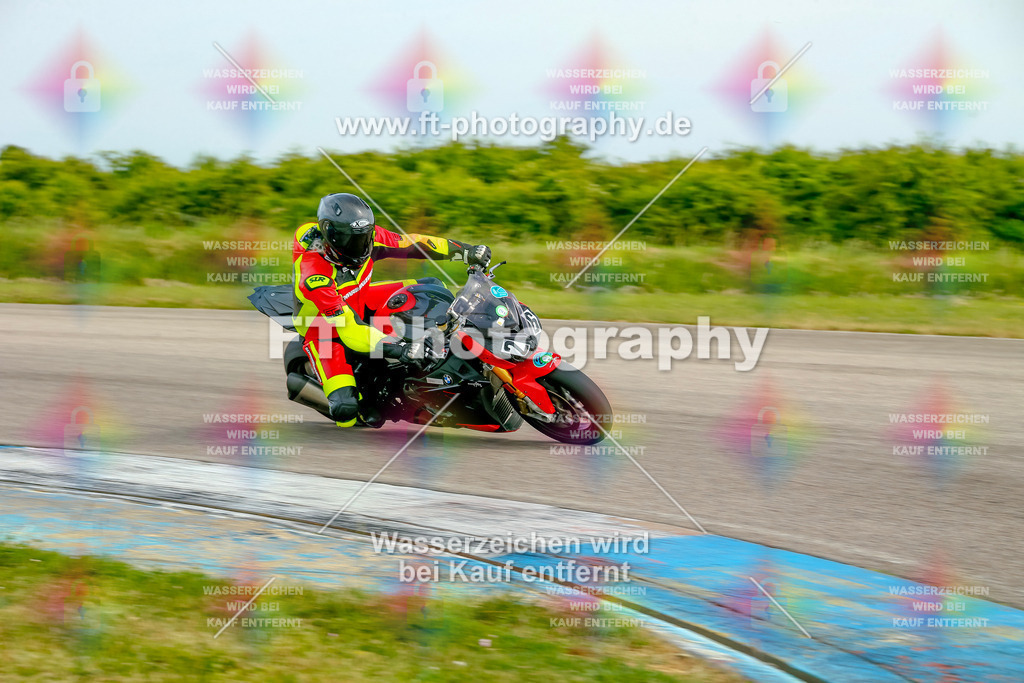 _MOT0924 | Hier findet Ihr Bilder von Touristenfahrten auf der Nürburgring Nordschleife oder von anderen Veranstaltungen die ich besucht habe. Viel Spass beim Durch Schauen 