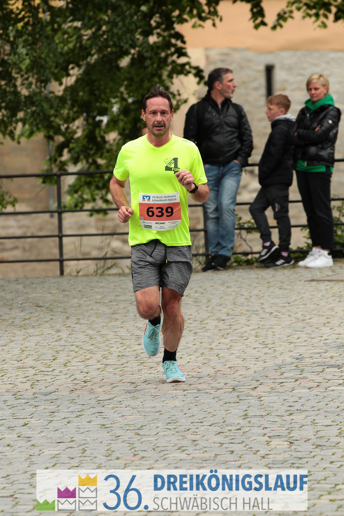 VR Bank Hauptlauf 10km | 3königslauf 2022 VR Bank Hauptlauf - Realisiert mit Pictrs.com