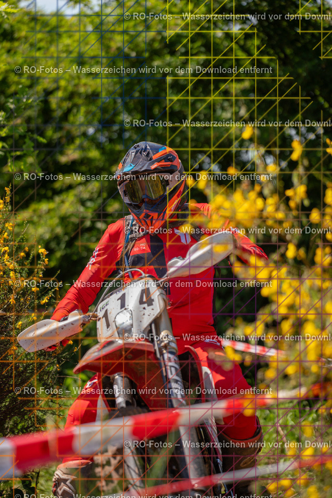 Wolfshausen 2 Lauf -1429 | Sportfotografie von RO-Fotos: Motorsport, Motocross, Enduro, Laufveranstaltungen und Triathlon. Professionelle Fotos von Sportlern und Events. - Realisiert mit Pictrs.com