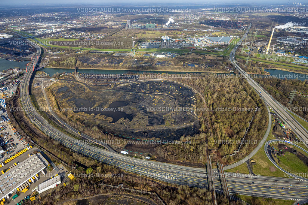 Essen260305733FreiheitEmscher | Luftbild, „Freiheit Emscher“ großes interkommunalen Stadtentwicklungsprojekte in NRW, von Essen, Bottrop und RAG Montan Immobilien, 1.700 Hektar, inklusive 150 Hektar ehemaliger Bergbauflächen, entsteht bis ca. 2030 ein neuer, nachhaltiger urbaner Raum für innovat, , Vogelheim, Essen, Ruhrgebiet, Nordrhein-Westfalen, Deutschland