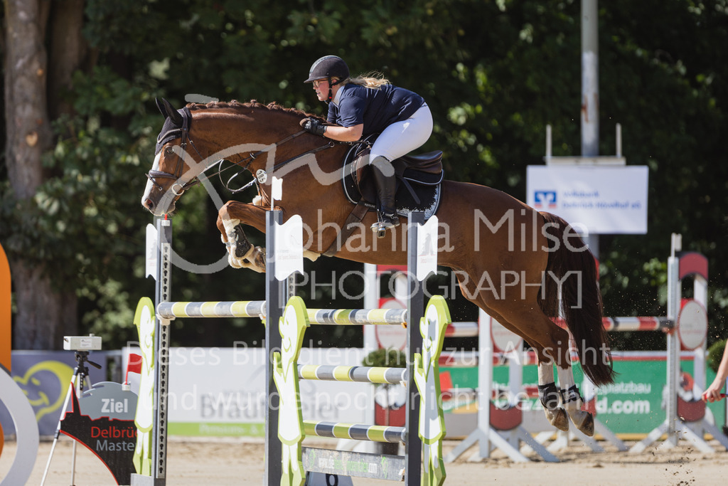 220824_Delbrueck_Stil-M1-202 | Deine schönsten Turniermomente als professionelle Fotos! Entdecke hochwertige Pferdesport-Fotografie im Online-Shop. Jetzt Fotos finden & bestellen!