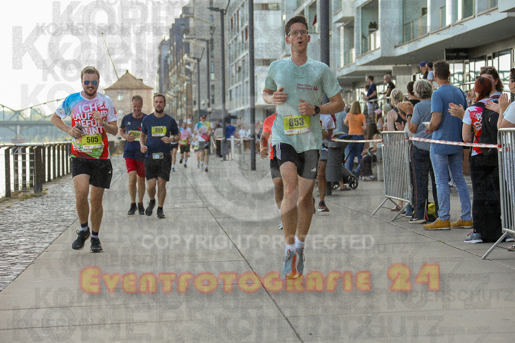 250920_1447_EX1_7595 | Sportfotografie im Rhein-Sieg Kreis, Köln, Bonn, NRW, Rheinland Pfalz, Hessen, etc. Unser Tätigkeitsfeld umfasst den Laufsport vom Volkslauf über den Marathon, Duathlon, Triathon bis zum Ultralauf wie Kölnpfad Ultra oder Schindertrail.