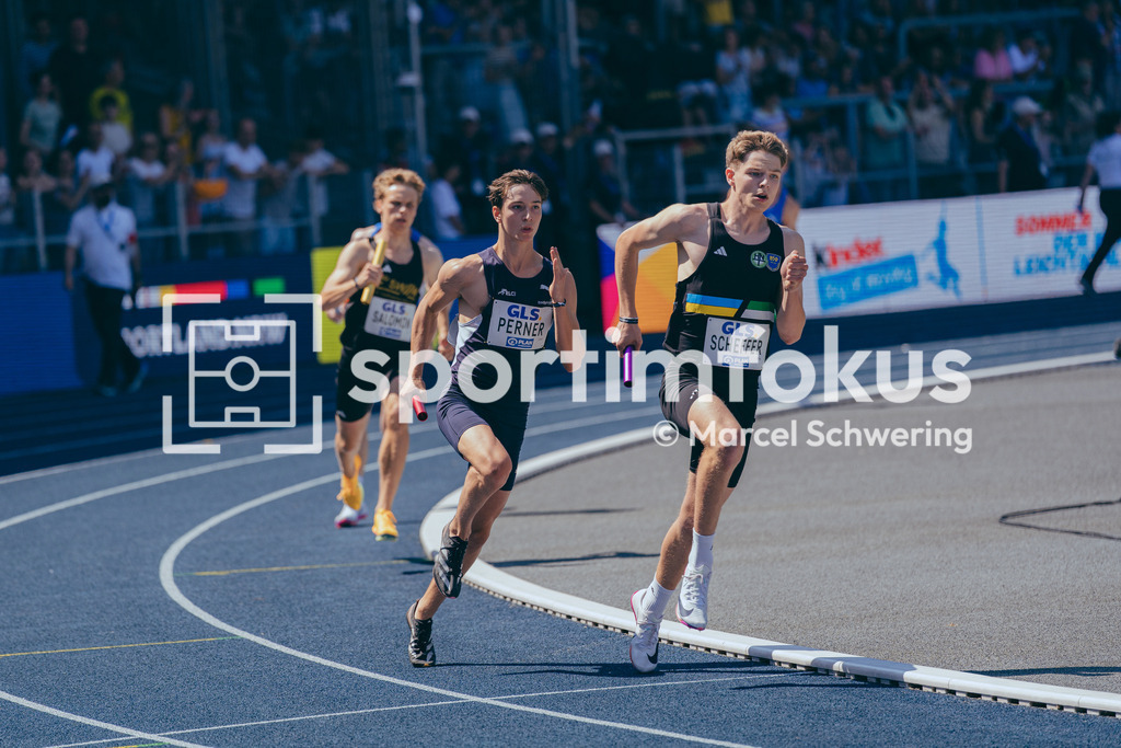 Deutsche Meisterschaften der Frauen und Männer 2026 | Jonathan Perner, StG Recklinghausen-Hamm, Leon Scheffer, StG HNT Hamburg / Buxtehuder SV, U20 4x400-Meter-Staffel, Deutsche Meisterschaften der Frauen und Männer 2026, Lohrheidestadion Bochum-Wattenscheid, 25.07.2026. Foto: Marcel Schwering / sportimfokus - Realisiert mit Pictrs.com