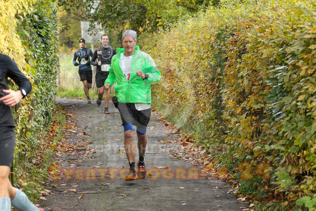 251026_1004_EV4_3957 | Sportfotografie im Rhein-Sieg Kreis, Köln, Bonn, NRW, Rheinland Pfalz, Hessen, etc. Unser Tätigkeitsfeld umfasst den Laufsport vom Volkslauf über den Marathon, Duathlon, Triathon bis zum Ultralauf wie Kölnpfad Ultra oder Schindertrail.
