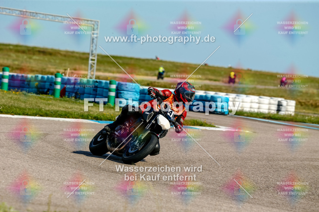 Chambley Juli-0468 | Hier findet Ihr Bilder von Touristenfahrten auf der Nürburgring Nordschleife oder von anderen Veranstaltungen die ich besucht habe. Viel Spass beim Durch Schauen 