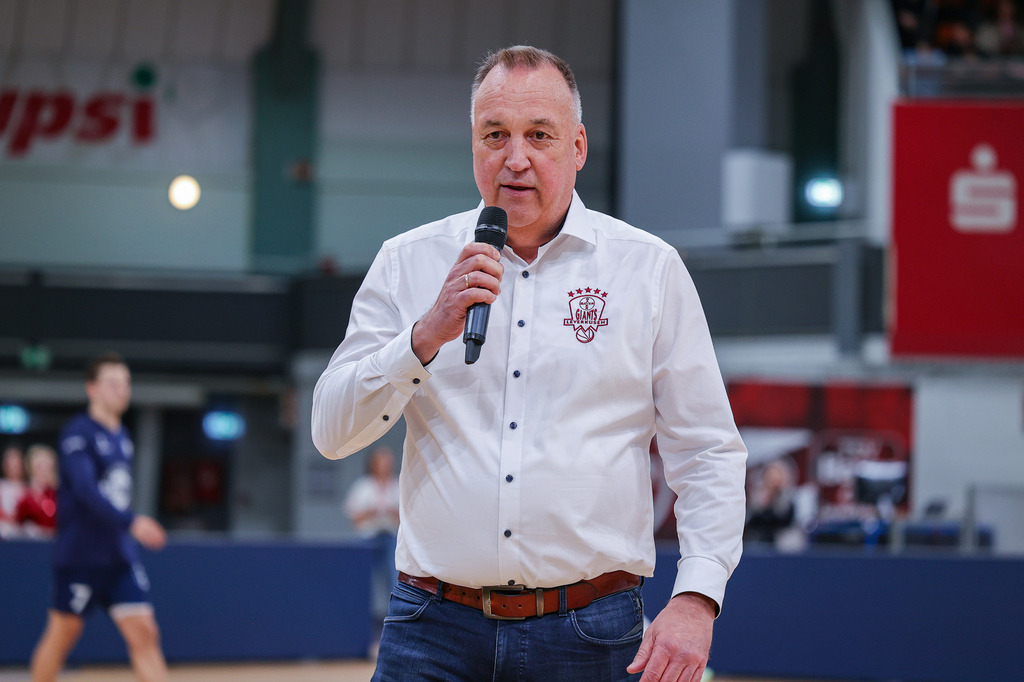 BAYER GIANTS vs VfL Sparkassenstars Bochum-71 | Fotos von Basketballspielen aus dem Raum NRW fotografiert von Gero Mueller-Laschet und Daniel Schaefer - Realisiert mit Pictrs.com