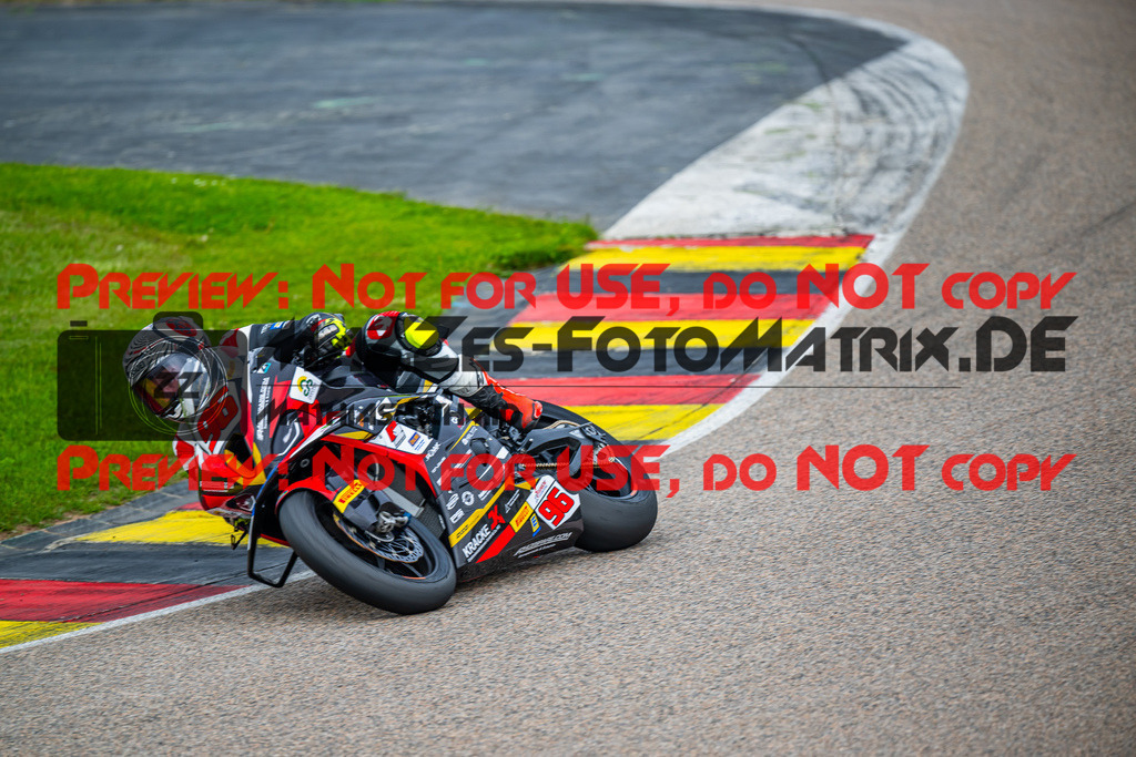 MaZZes_FotoMatrix_240503_6007705_6460 | STK1000