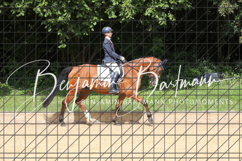 AZ2A2343 | Benjamin Bartmann Photomoments