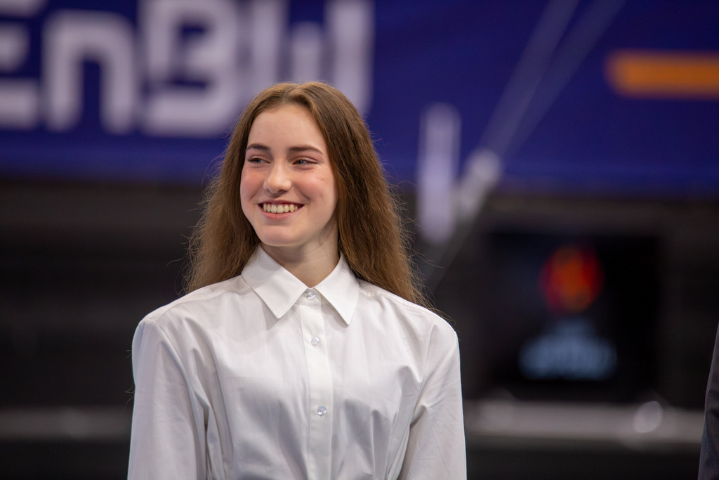 EnBW DTB-Pokal Stuttgart 2025, Mixed Cup***Darja Varfolomeev, Olympiasiegerin in der rhythmischen Sportgymnastik in Paris 2024, wird zur Turnerin des Jahres 2024 geehrt | EnBW DTB-Pokal Stuttgart 2025, Mixed Cup***Darja Varfolomeev, Olympiasiegerin in der rhythmischen Sportgymnastik in Paris 2024, wird zur Turnerin des Jahres 2024 geehrt - Realisiert mit Pictrs.com