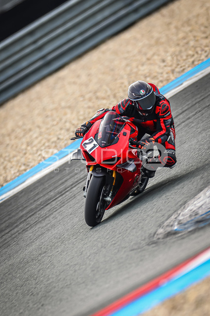 0021-260602ASN-002_21 | Deine Full-Service-Agentur für ✔️Videoproduktionen und ✔️Motorsportfotografie Jetzt Angebot anfragen!